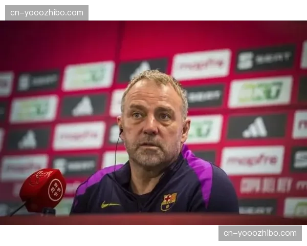 巴萨后卫线整体回撤约十米 弗里克试图避免马竞擅长利用身后空间